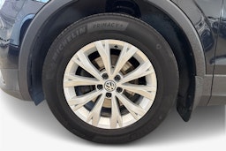 musta Volkswagen Tiguan 2016 kuva 9.