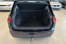 musta Volkswagen Tiguan 2016 kuva 11.
