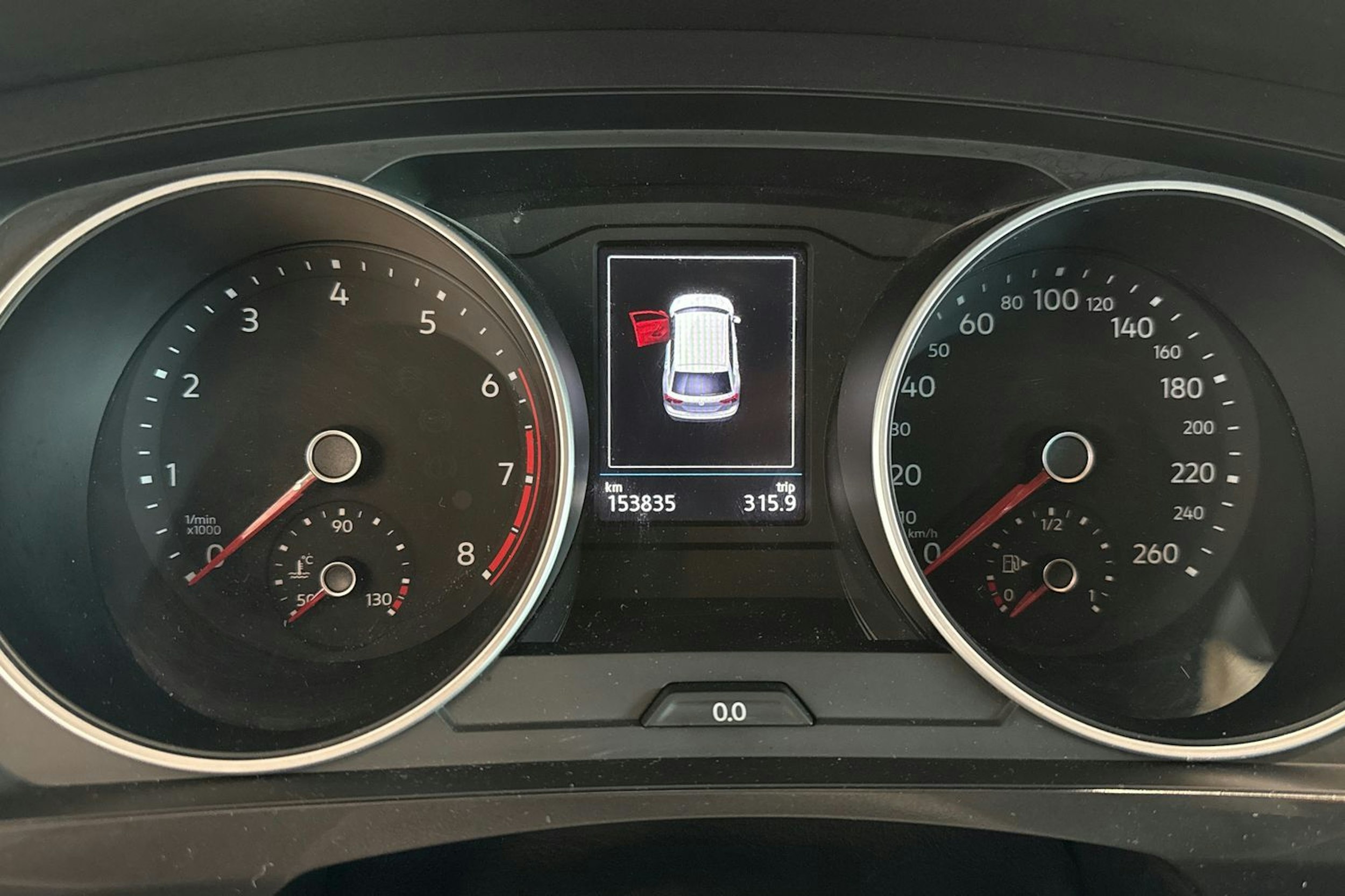 musta Volkswagen Tiguan 2016 kuva 15.