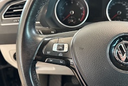 musta Volkswagen Tiguan 2016 kuva 17.