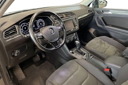 harmaa Volkswagen Tiguan 2016 kuva 6.