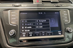harmaa Volkswagen Tiguan 2016 kuva 20.