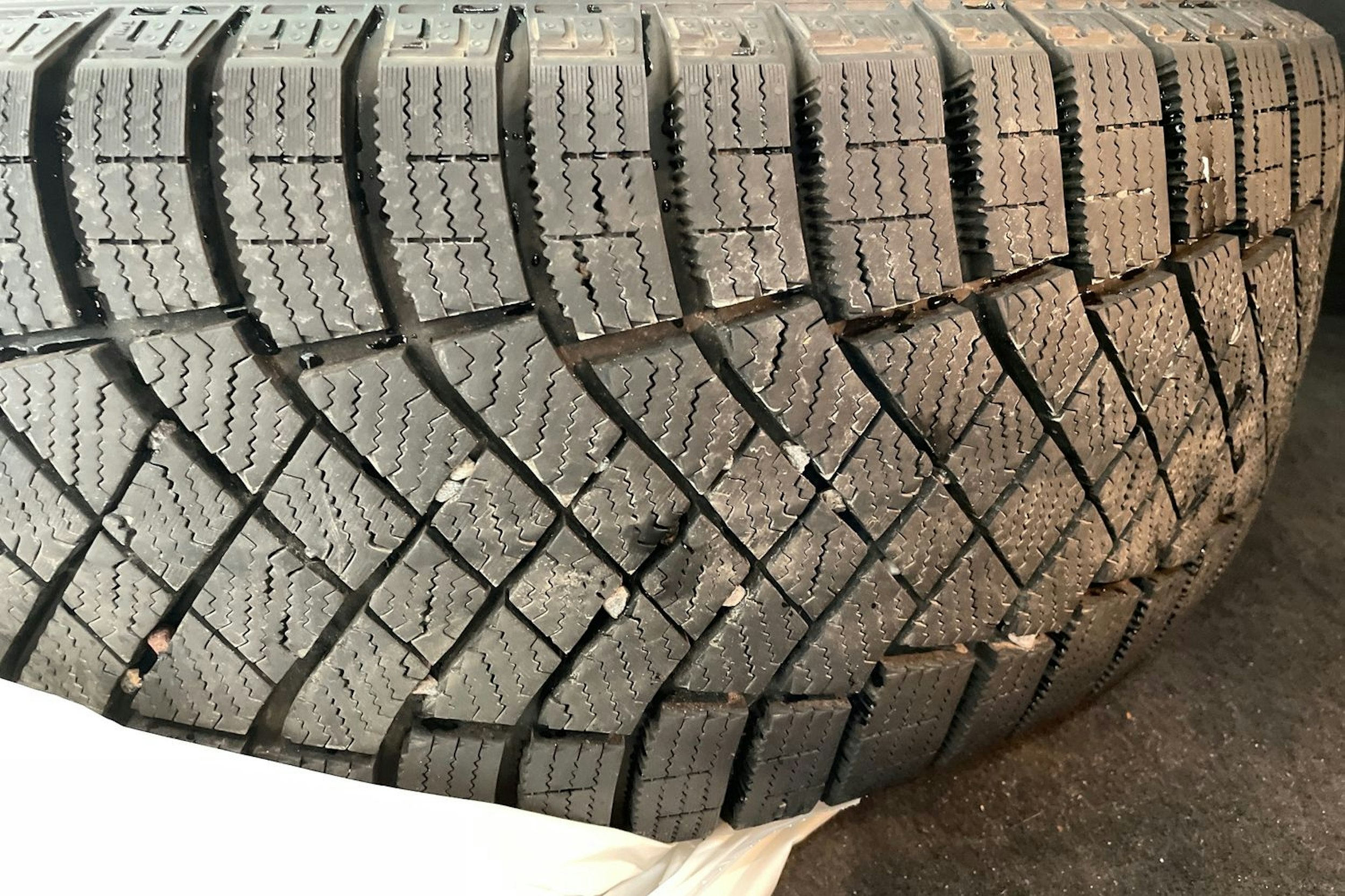 harmaa Volkswagen Tiguan 2016 kuva 25.