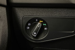 ruskea (beige) Volkswagen Tiguan 2017 kuva 20.