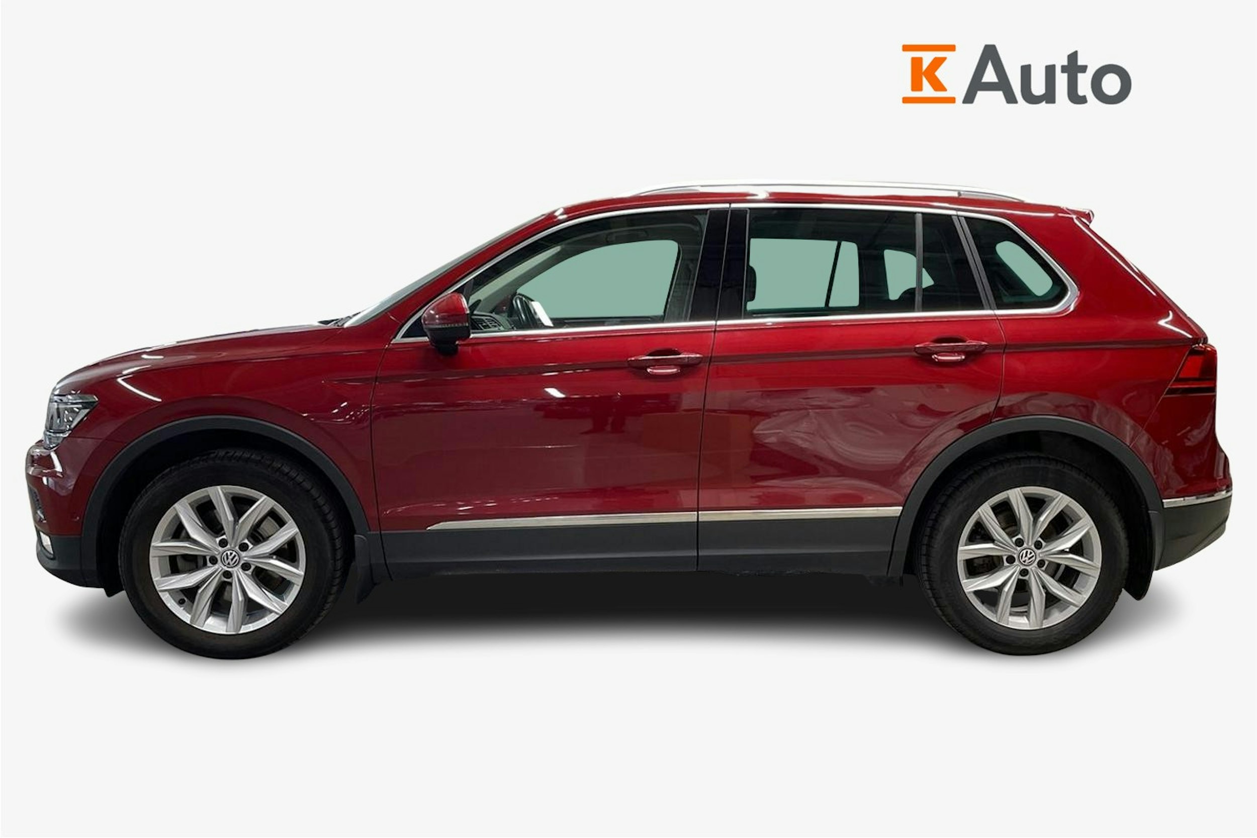 punainen Volkswagen Tiguan 2016 kuva 6.