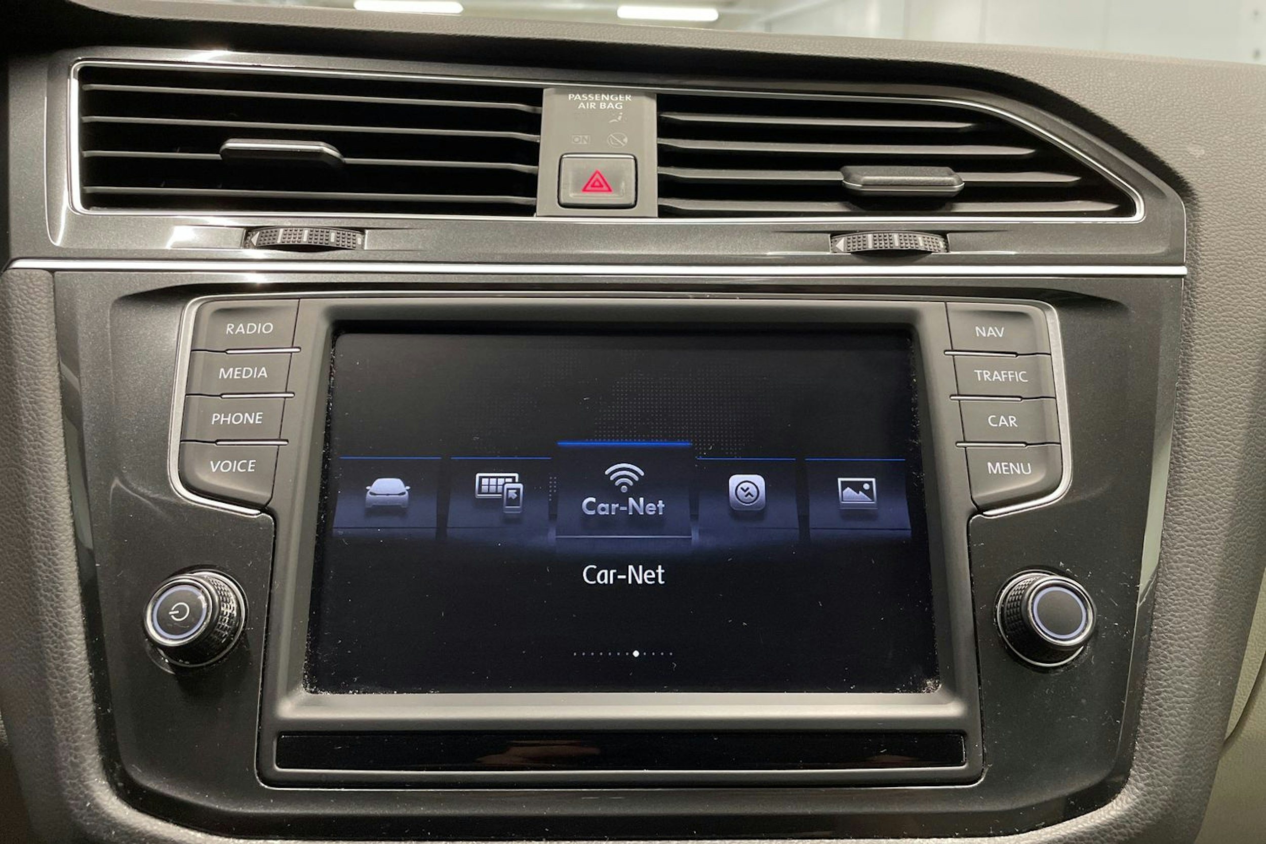 punainen Volkswagen Tiguan 2016 kuva 19.