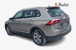 ruskea (beige) Volkswagen Tiguan 2017 kuva 2.