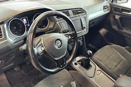valkoinen Volkswagen Tiguan 2017 kuva 3.