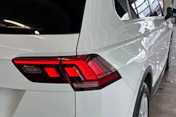 valkoinen Volkswagen Tiguan 2017 kuva 16.