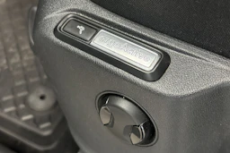 valkoinen Volkswagen Tiguan 2017 kuva 20.