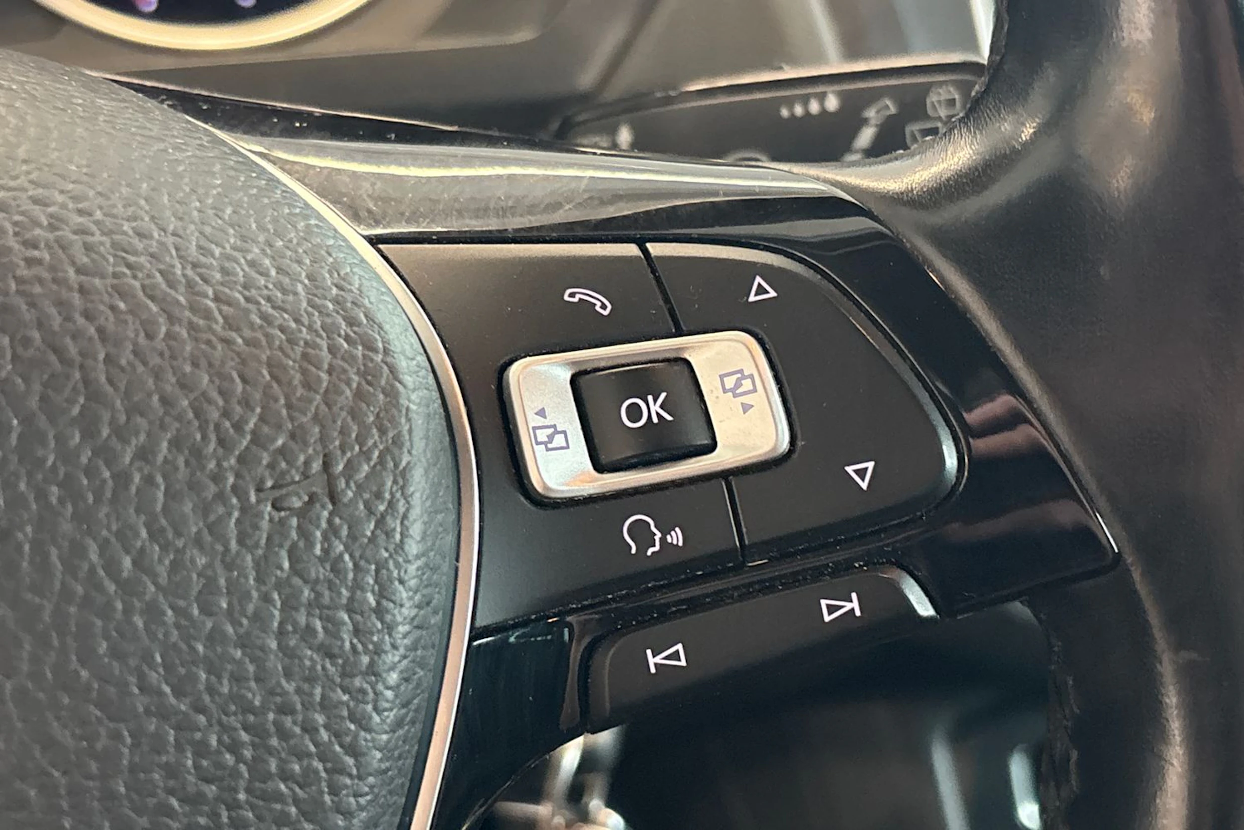 valkoinen Volkswagen Tiguan 2017 kuva 23.