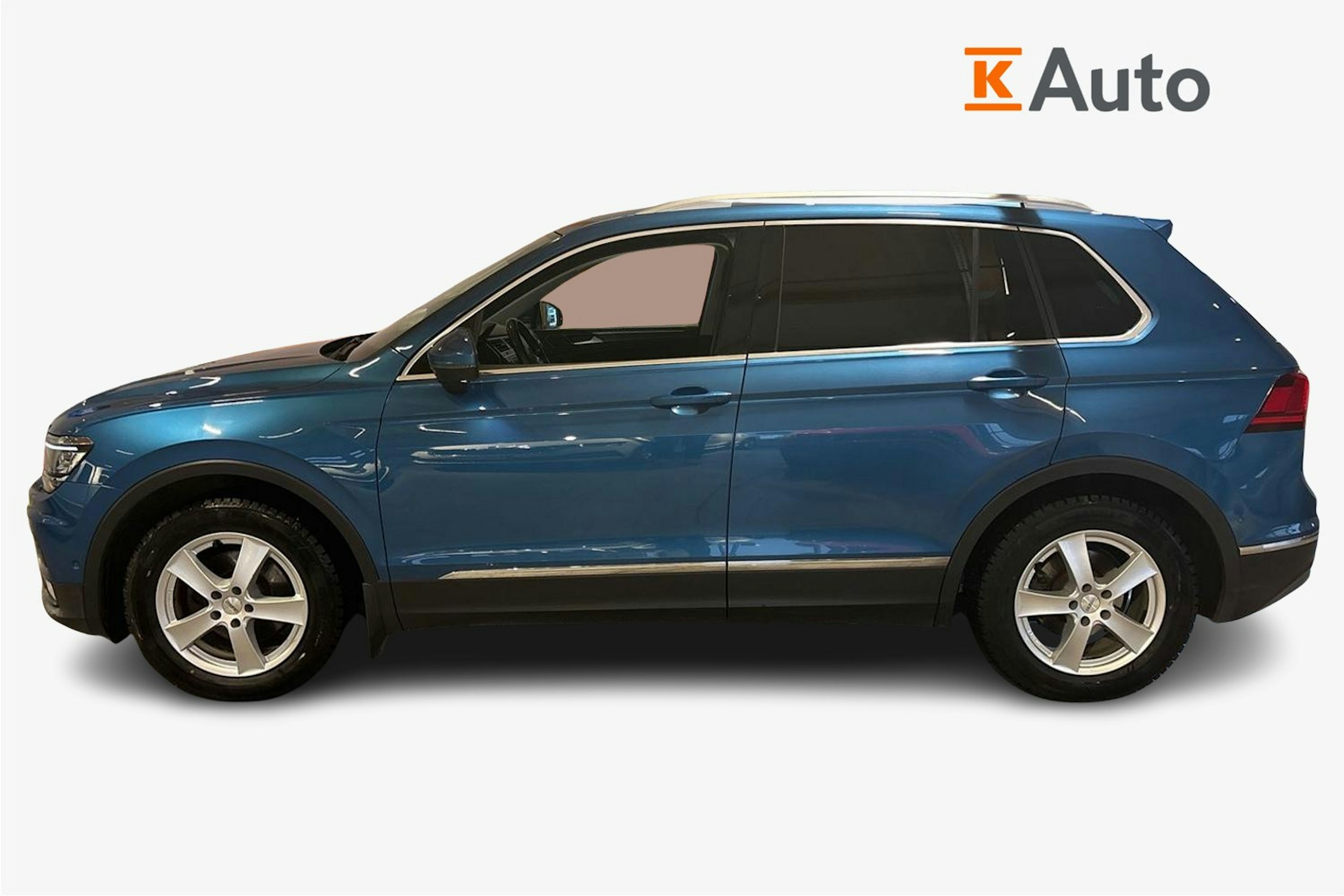 Sininen Volkswagen Tiguan 2017 kuva 5.