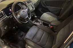 Sininen Volkswagen Tiguan 2017 kuva 6.
