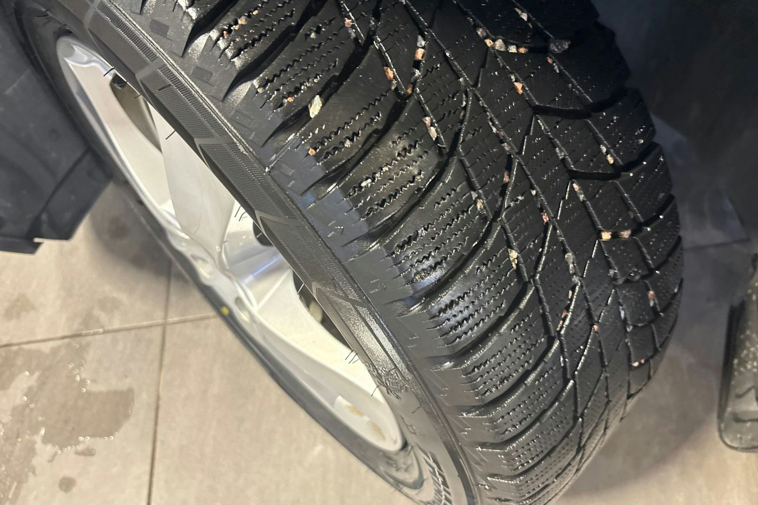 Sininen Volkswagen Tiguan 2017 kuva 10.