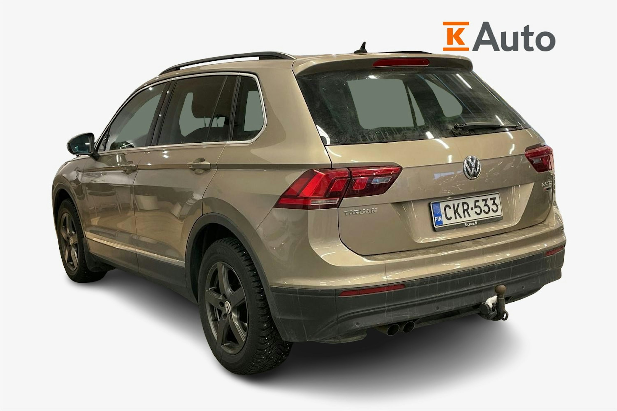 Ruskea (beige) Volkswagen Tiguan 2017 kuva 2.