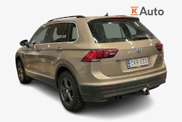 Ruskea (beige) Volkswagen Tiguan 2017 kuva 2.