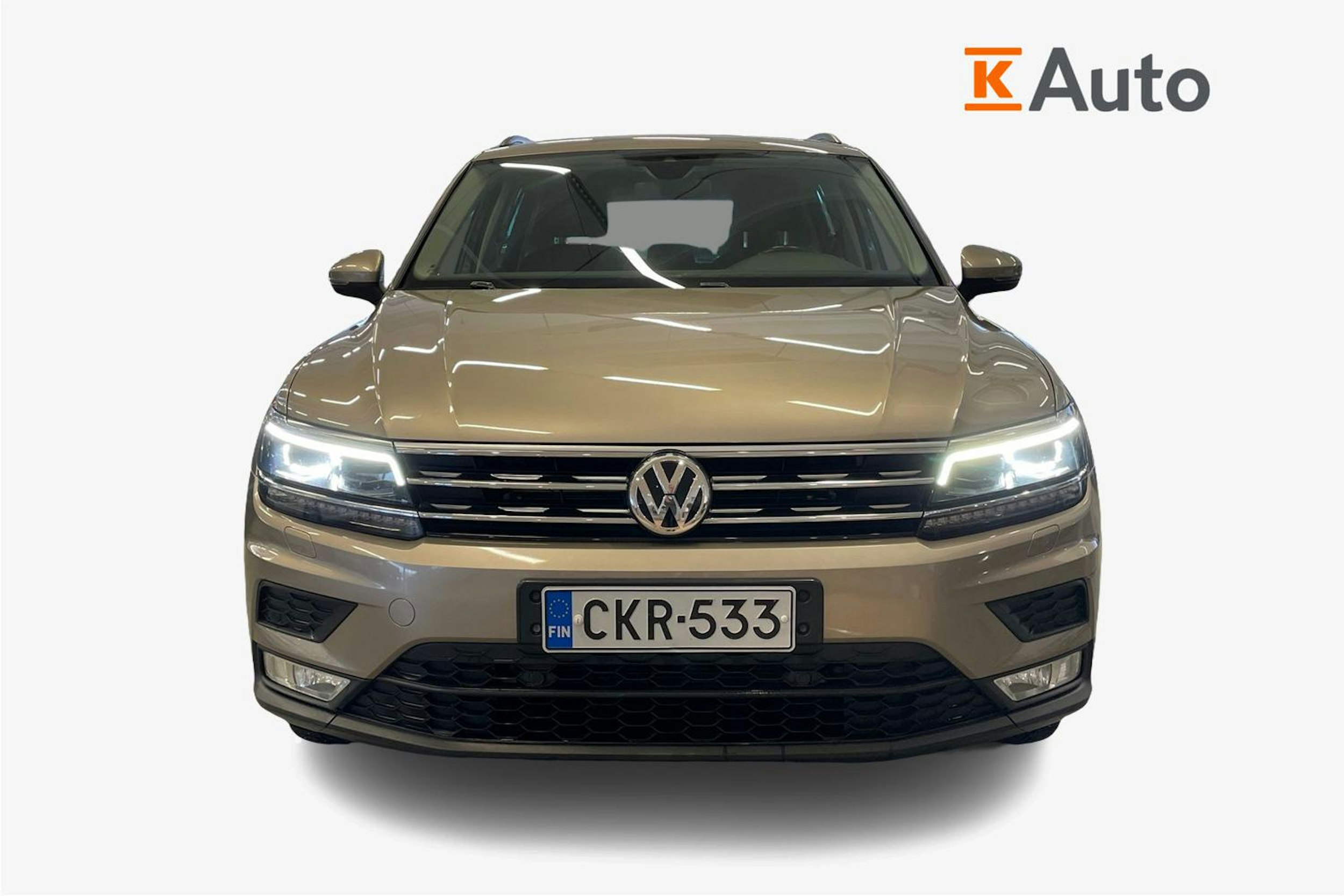 Ruskea (beige) Volkswagen Tiguan 2017 kuva 5.