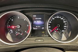 Ruskea (beige) Volkswagen Tiguan 2017 kuva 23.