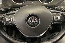 Ruskea (beige) Volkswagen Tiguan 2017 kuva 24.