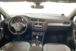 harmaa Volkswagen Tiguan 2017 kuva 7.