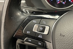 Valkoinen Volkswagen Tiguan 2017 kuva 17.