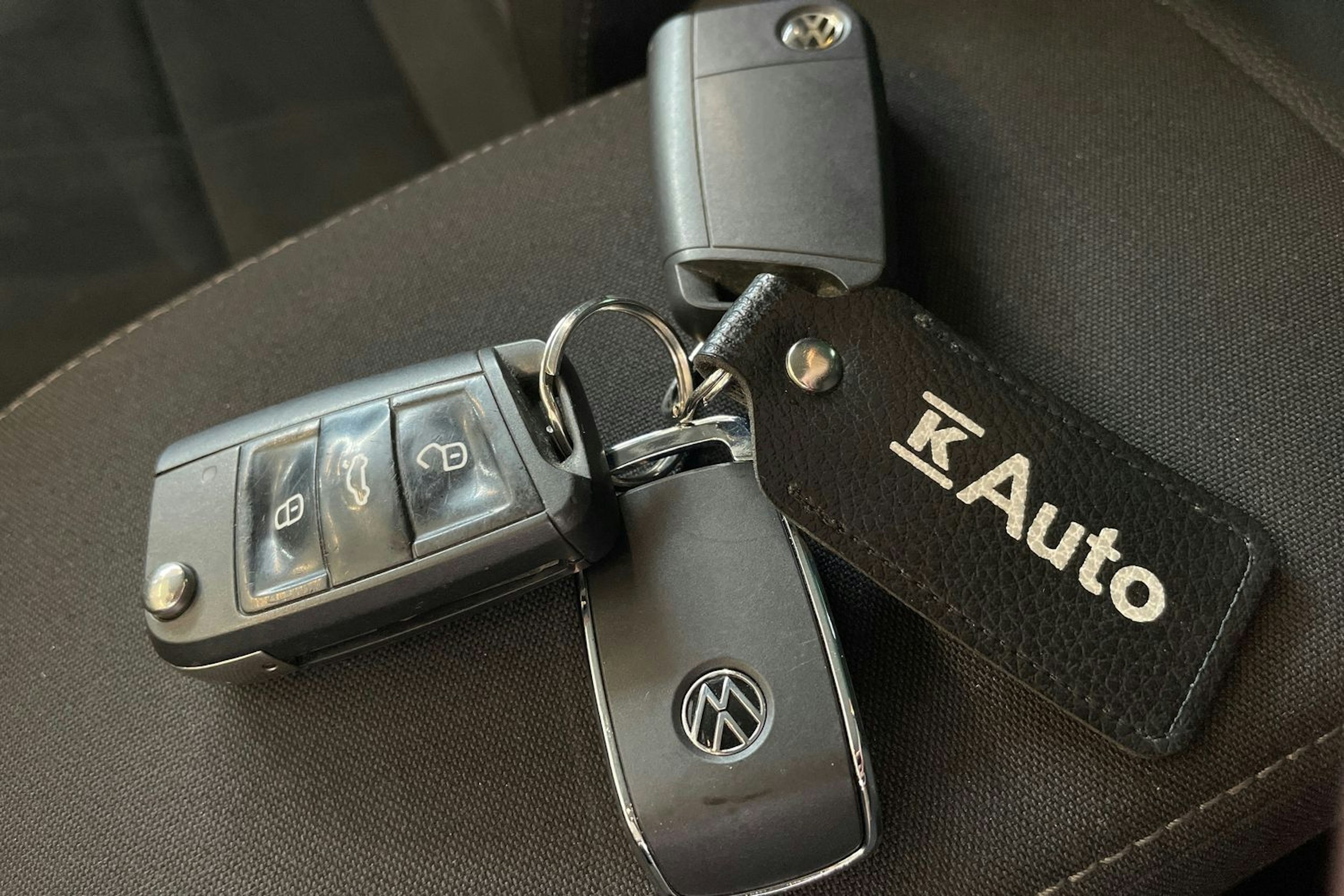 punainen Volkswagen Tiguan 2017 kuva 24.