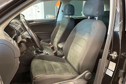 met. musta Volkswagen Tiguan 2017 kuva 15.