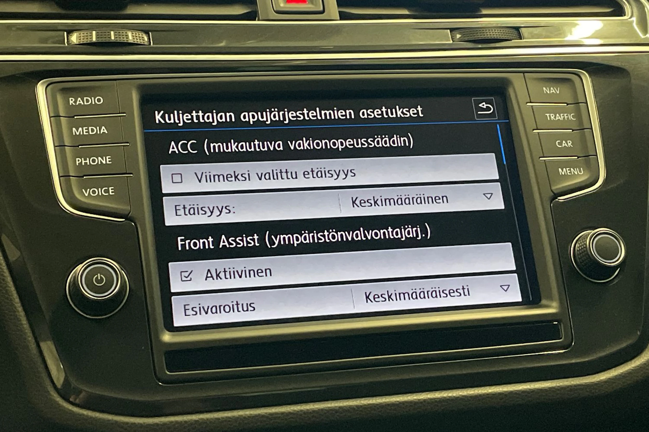 met. musta Volkswagen Tiguan 2017 kuva 25.