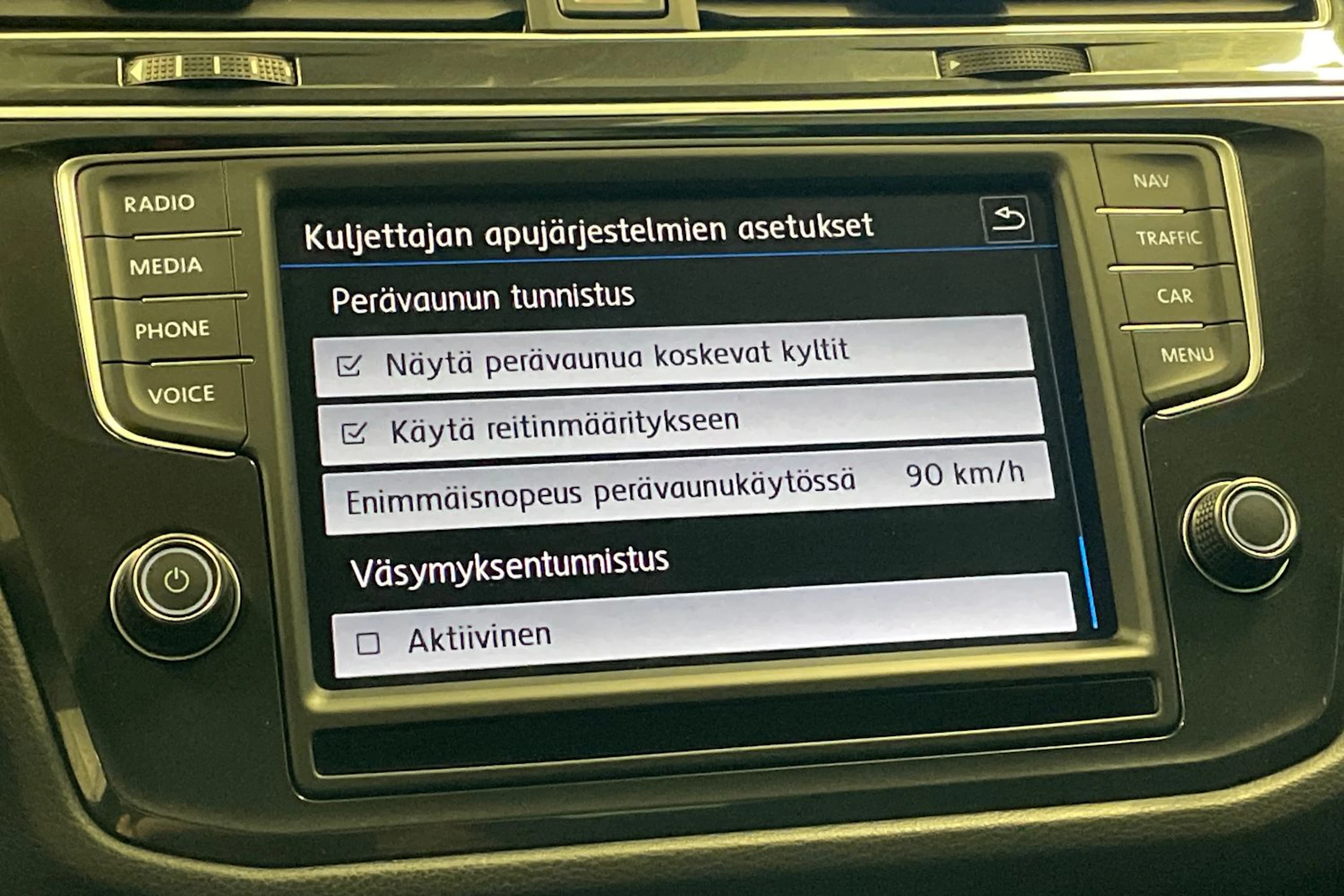 met. musta Volkswagen Tiguan 2017 kuva 28.