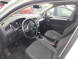 valkoinen Volkswagen Tiguan 2017 kuva 2.