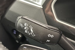 Punainen Volkswagen Tiguan 2017 kuva 14.