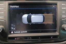 Harmaa Volkswagen Tiguan 2017 kuva 21.