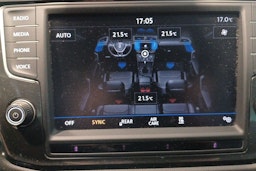 Harmaa Volkswagen Tiguan 2017 kuva 22.