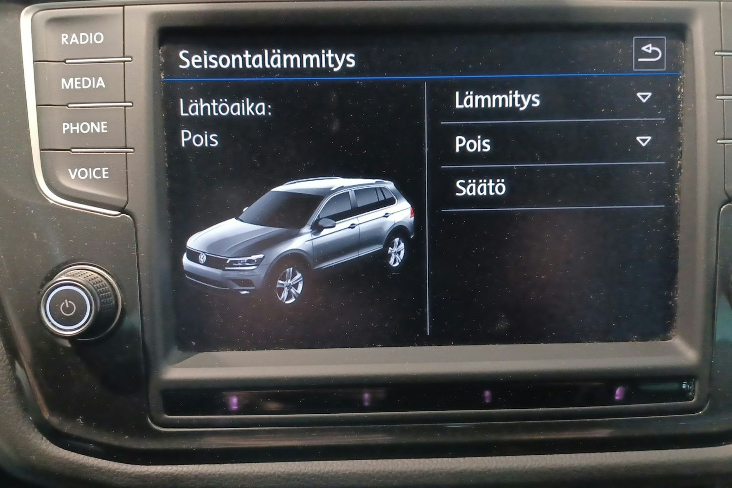 Harmaa Volkswagen Tiguan 2017 kuva 23.