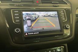 Musta Volkswagen Tiguan 2017 kuva 13.