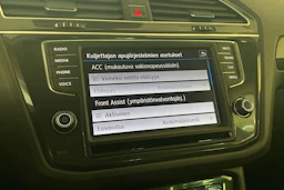 Musta Volkswagen Tiguan 2017 kuva 15.