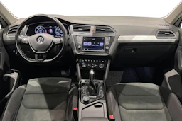 valkoinen Volkswagen Tiguan 2017 kuva 9.