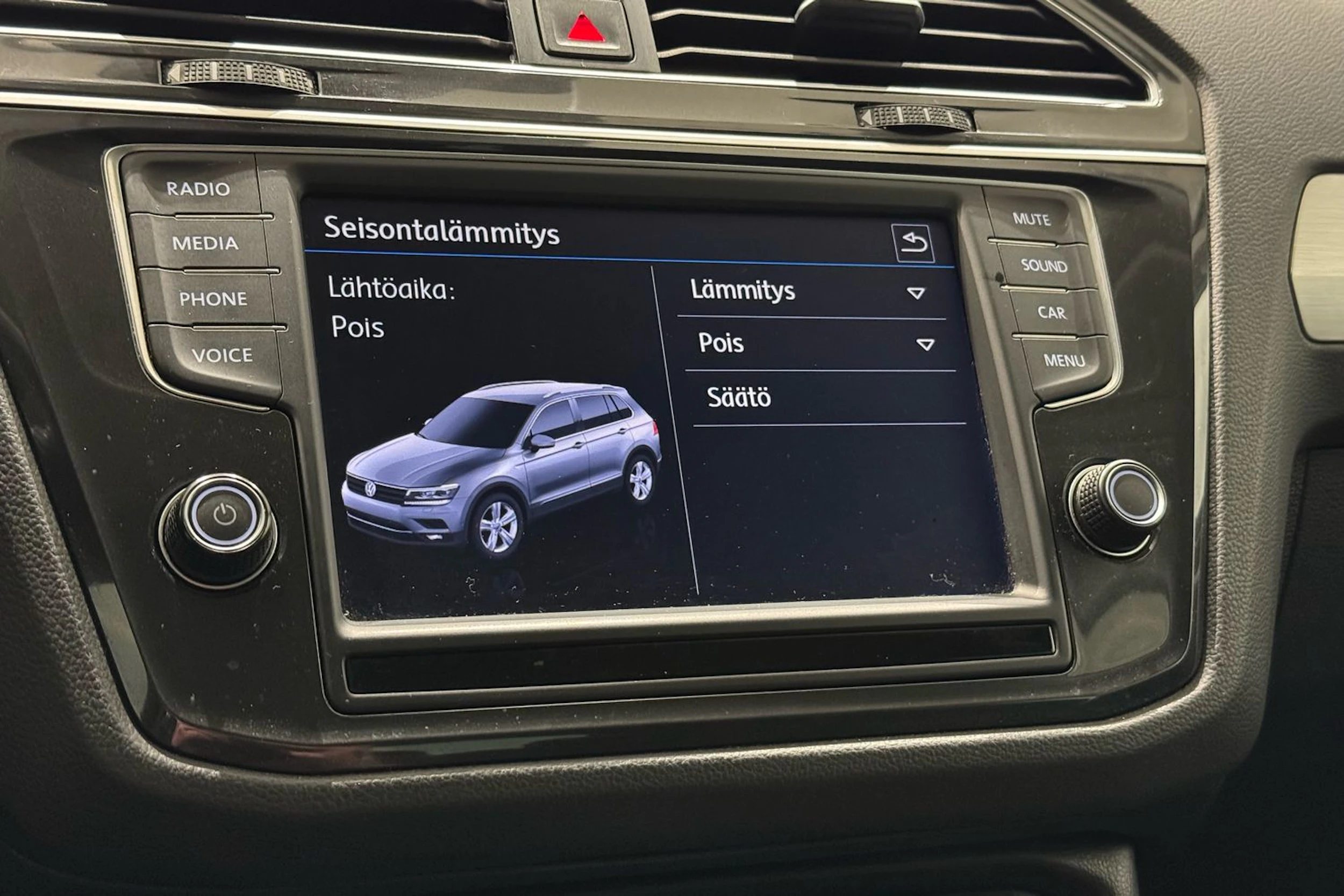 valkoinen Volkswagen Tiguan 2017 kuva 28.
