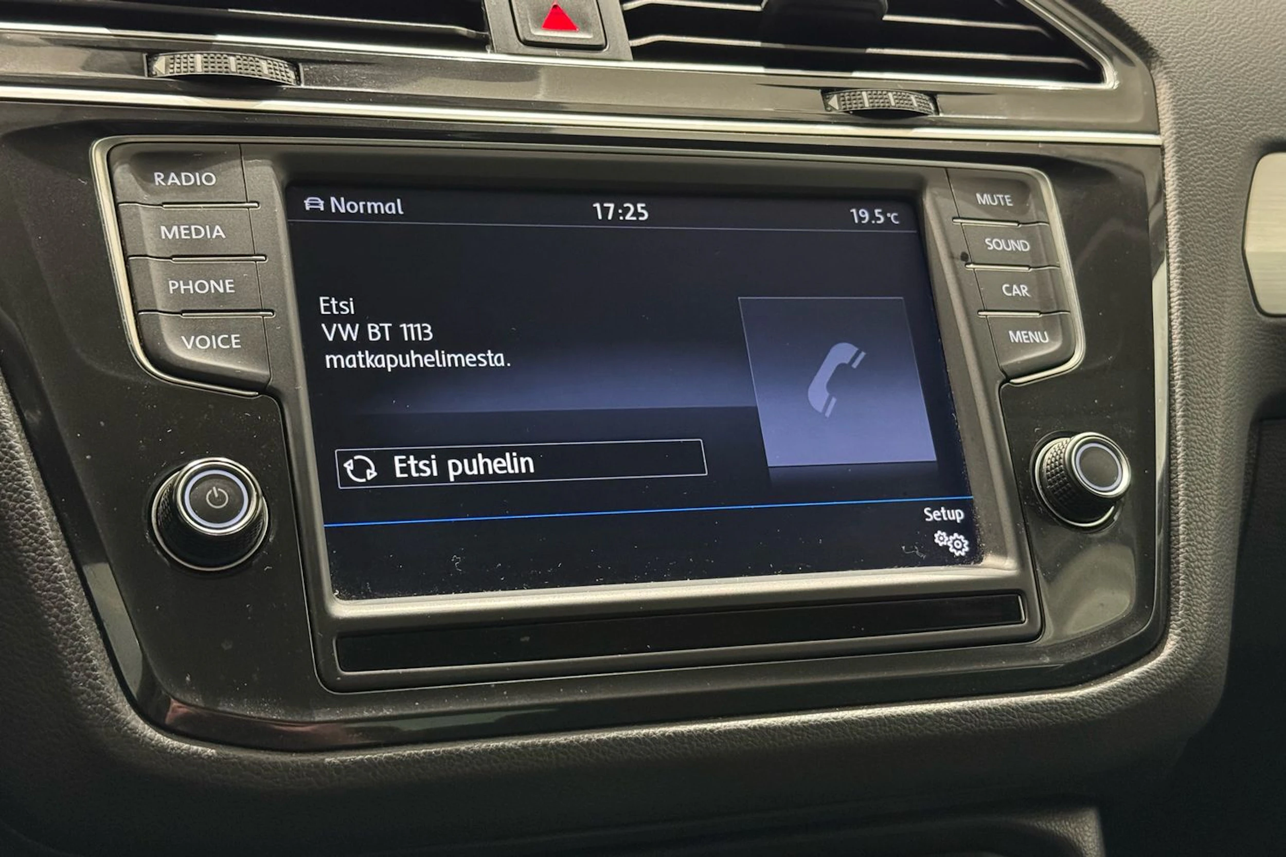 valkoinen Volkswagen Tiguan 2017 kuva 30.