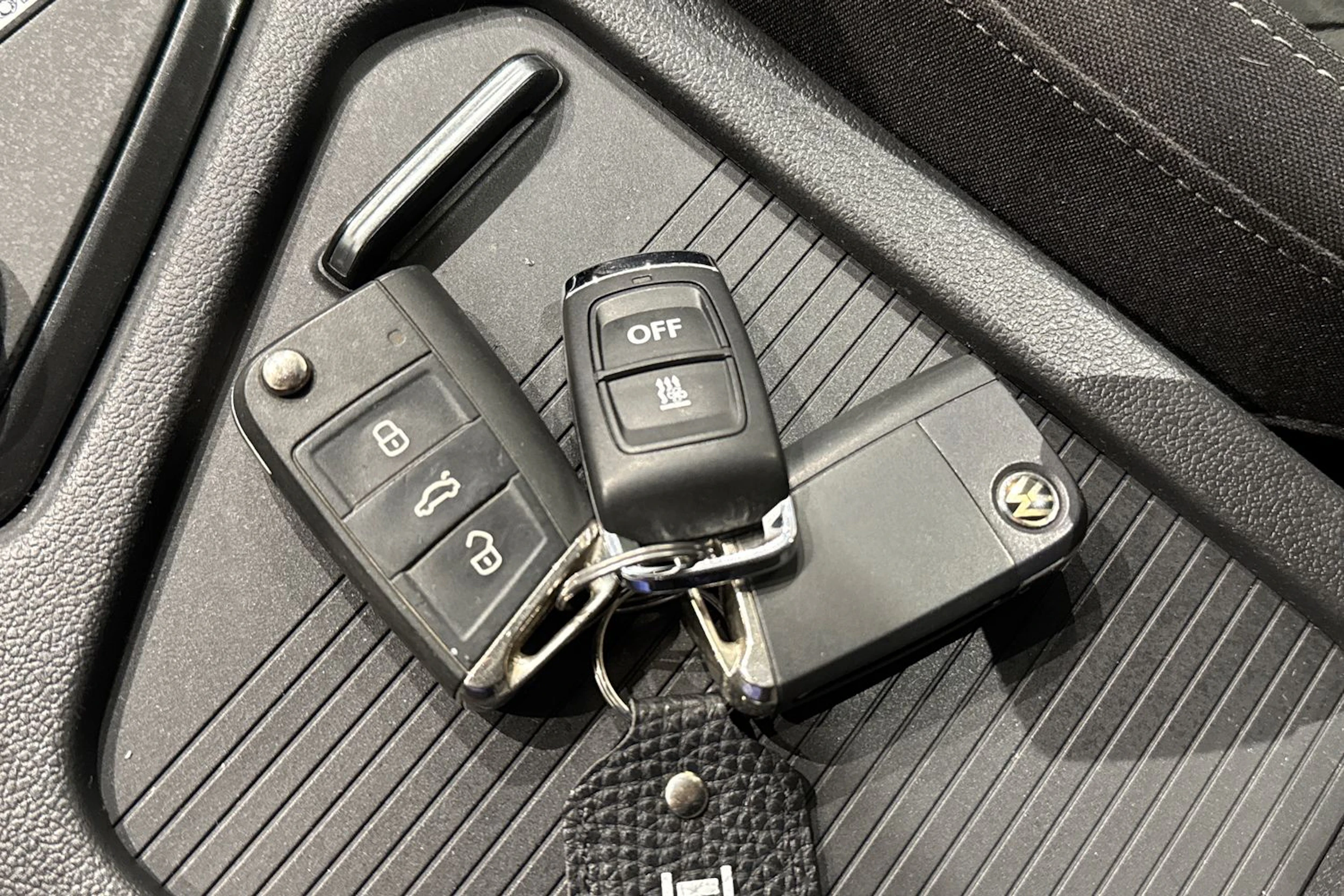 valkoinen Volkswagen Tiguan 2017 kuva 33.