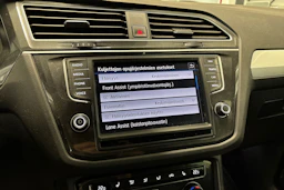 musta Volkswagen Tiguan 2017 kuva 5.