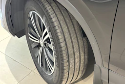 musta Volkswagen Tiguan 2017 kuva 10.