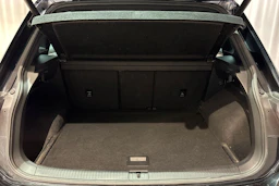musta Volkswagen Tiguan 2017 kuva 12.