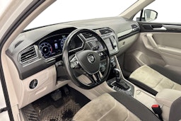 valkoinen Volkswagen Tiguan 2017 kuva 3.