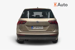 Ruskea (beige) Volkswagen Tiguan 2017 kuva 3.