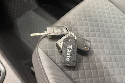 Ruskea (beige) Volkswagen Tiguan 2017 kuva 18.