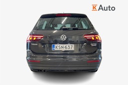 harmaa Volkswagen Tiguan 2017 kuva 3.