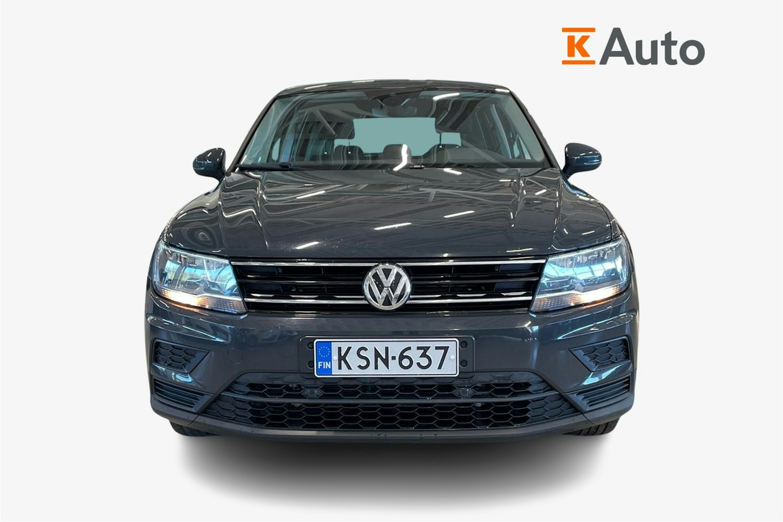 harmaa Volkswagen Tiguan 2017 kuva 5.