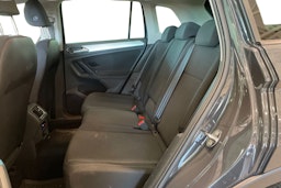 harmaa Volkswagen Tiguan 2017 kuva 10.