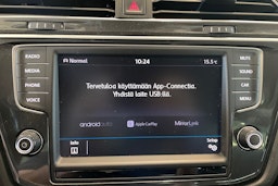 harmaa Volkswagen Tiguan 2017 kuva 24.